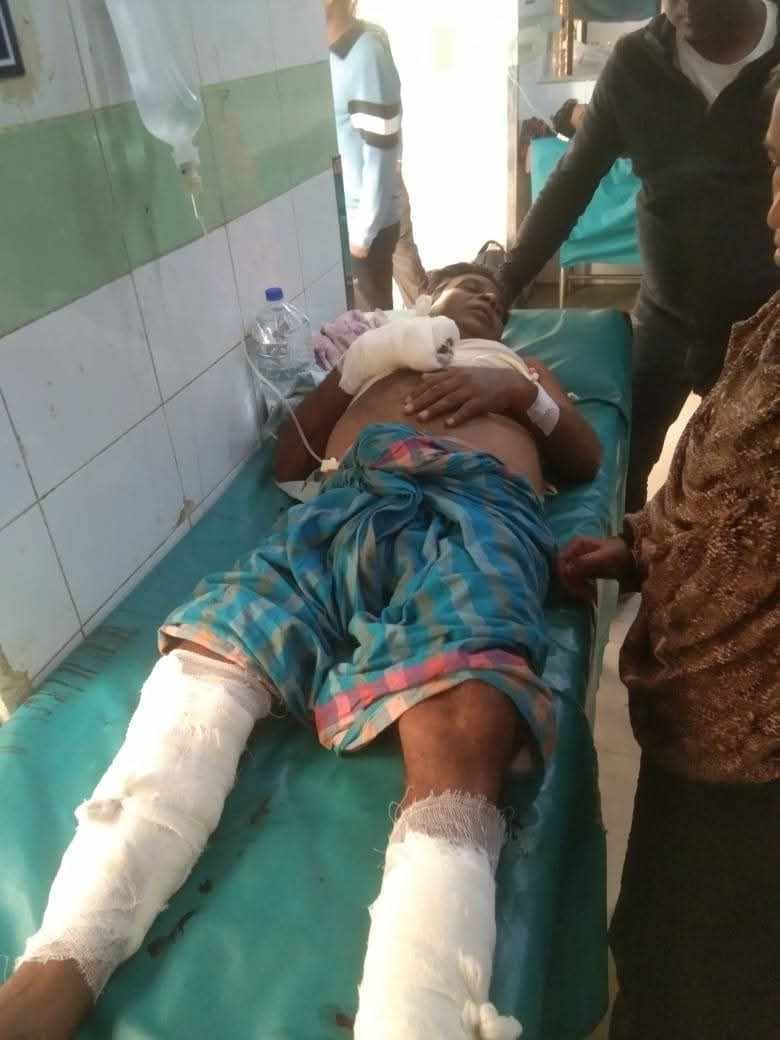 চারঘাটে কৃষক দল নেতার ওপর সশস্ত্র হামলা, আশঙ্কাজনক অবস্থায় হাসপাতালে Cover