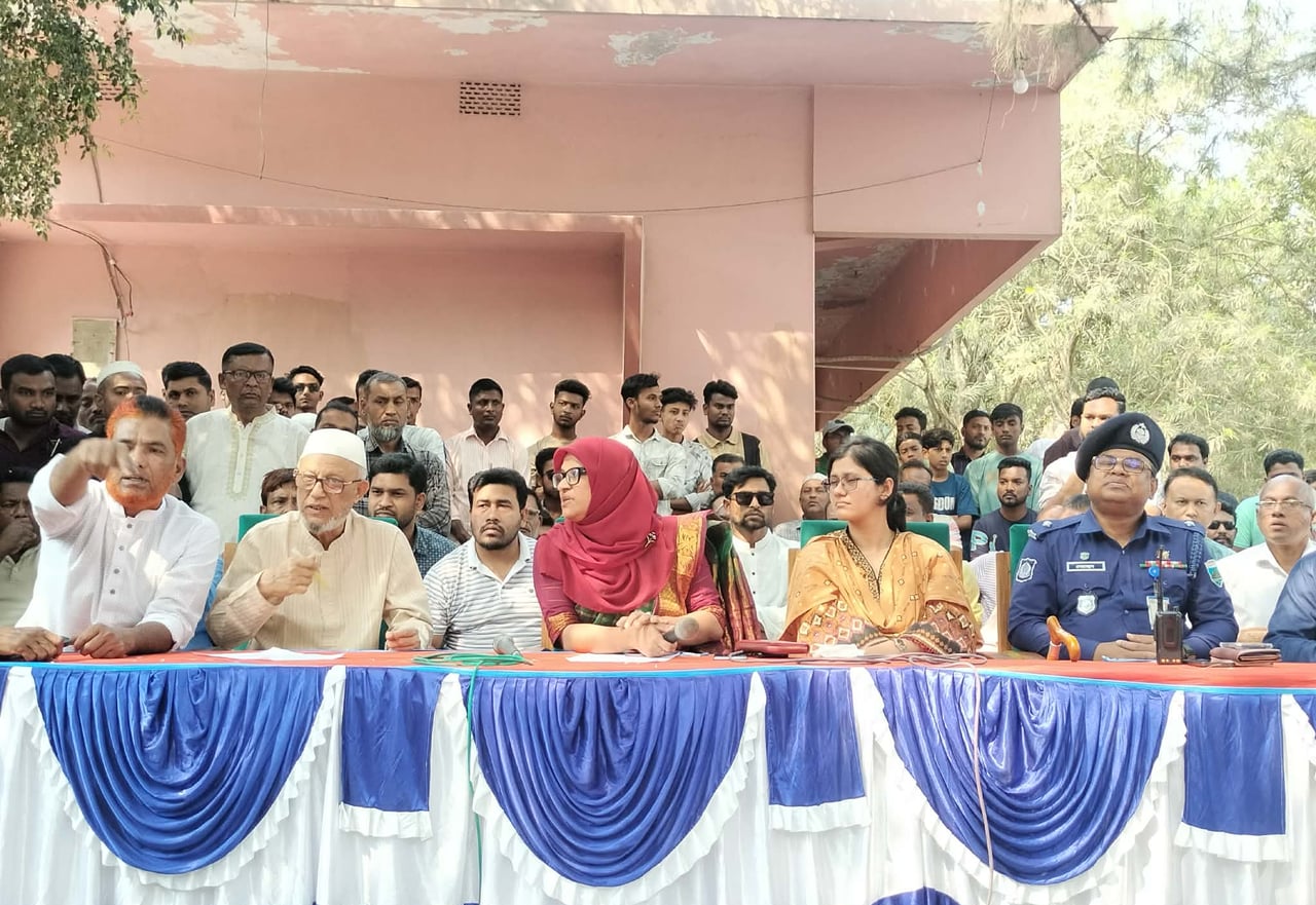 বাঘার ঐতিহ্যবাহী ঈদ মেলার খোলা ডাকে ইজারা পেলেন শফিকুল ইসলাম শফি Cover